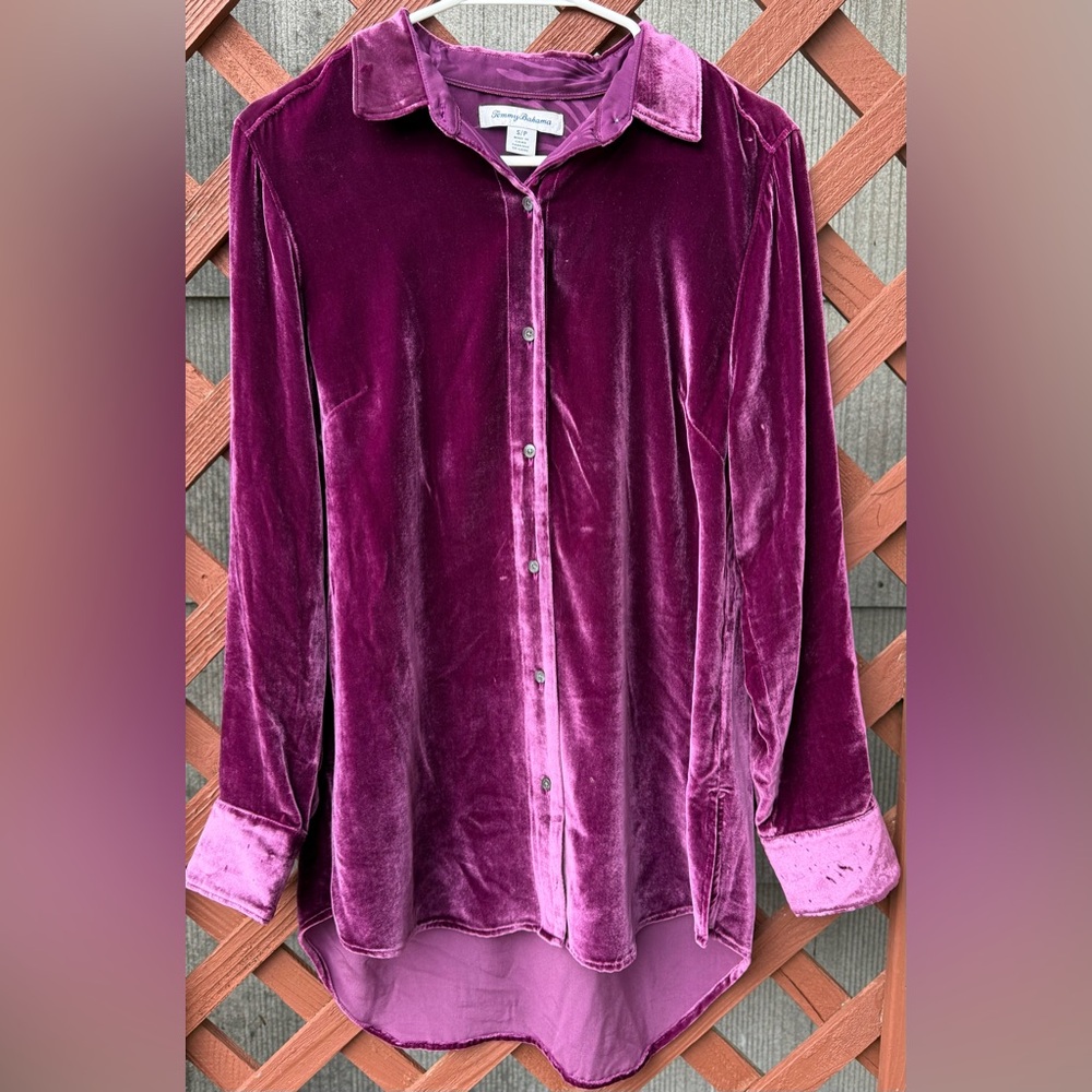 Tommy Bahama Velvet Button-Up Shirt – Size S/P